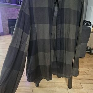 H&M Men's Black and Olive Green Checkered Button Down Shirt